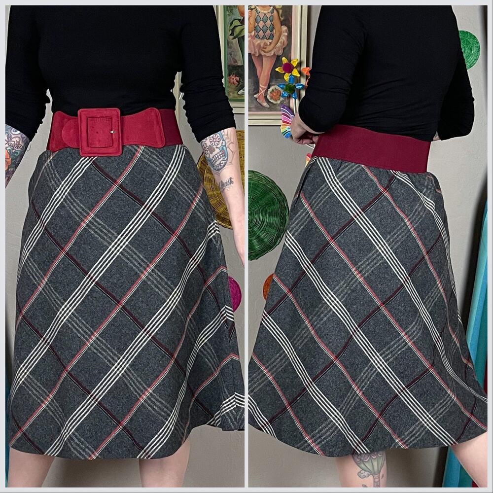 Vintage 1970s Grey Plaid Wool Blend A-Line Skirt - Picture 4 of 8